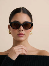 Load image into Gallery viewer, Lizzie Cat-Eye Sunglasses