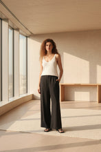 Load image into Gallery viewer, Black Tailored Pant