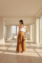 Load image into Gallery viewer, Camel Wide leg Pant