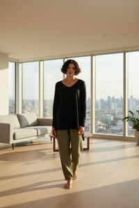 Andie Long Sleeve Tunic Top - Black: Black / S