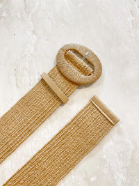 Alora Round Buckle Straw Belt in Tan