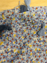 Load image into Gallery viewer, Ditsy floral Scarf/Sarong