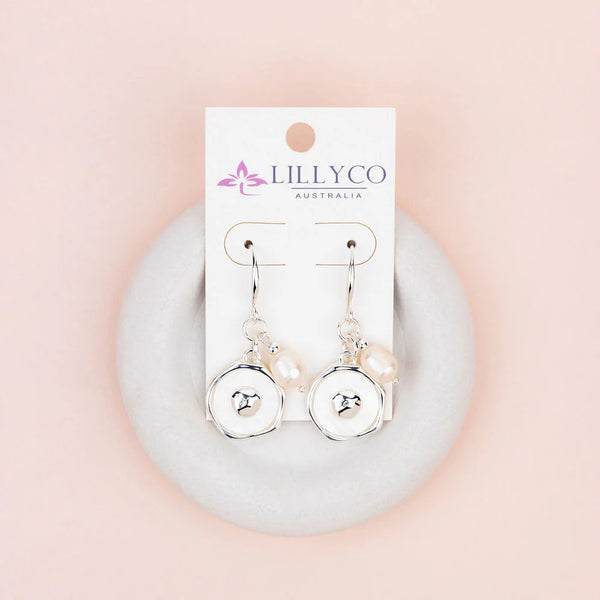 Silver Pearl earring