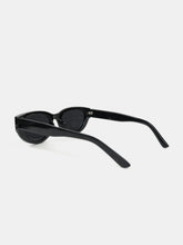 Load image into Gallery viewer, Dustin Polarised Sunglasses