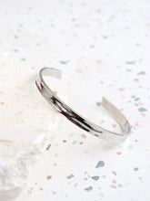 Load image into Gallery viewer, Toro Silver Bangle