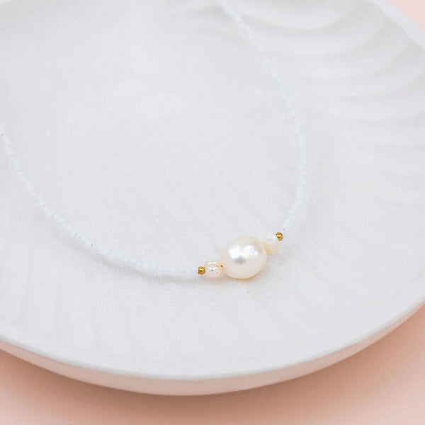 White Fine Beads with Fresh Pearl Necklace