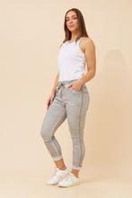 Load image into Gallery viewer, Fitted Grey Pant