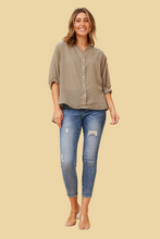 Load image into Gallery viewer, Button Down Shirt