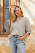 Load image into Gallery viewer, Button Down Shirt