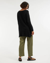 Andie Long Sleeve Tunic Top - Black: Black / L